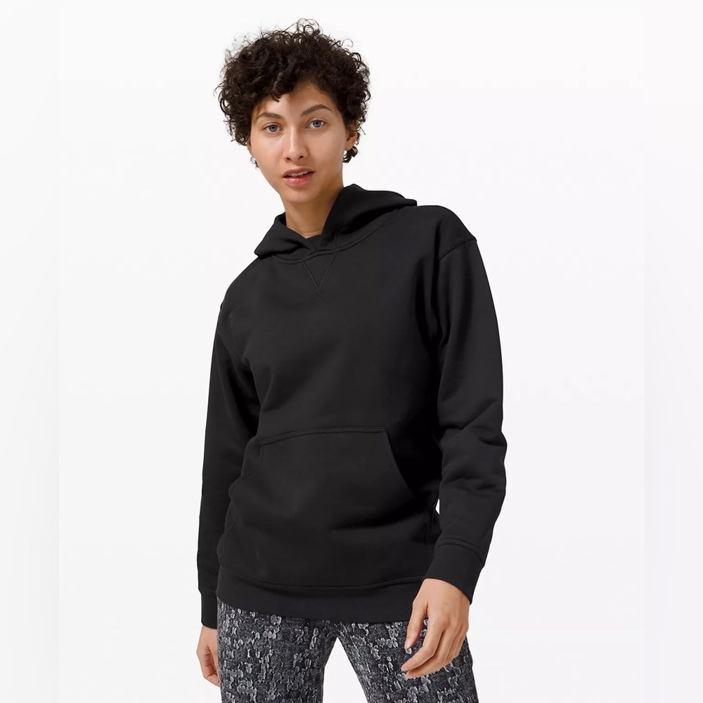 lululemon athletica Classic Black Sweatshirt